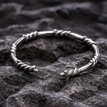SPIKES BRACELET