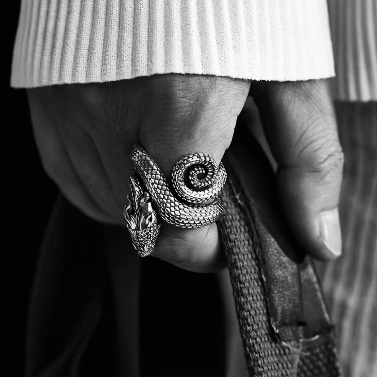 DRAGON RING
