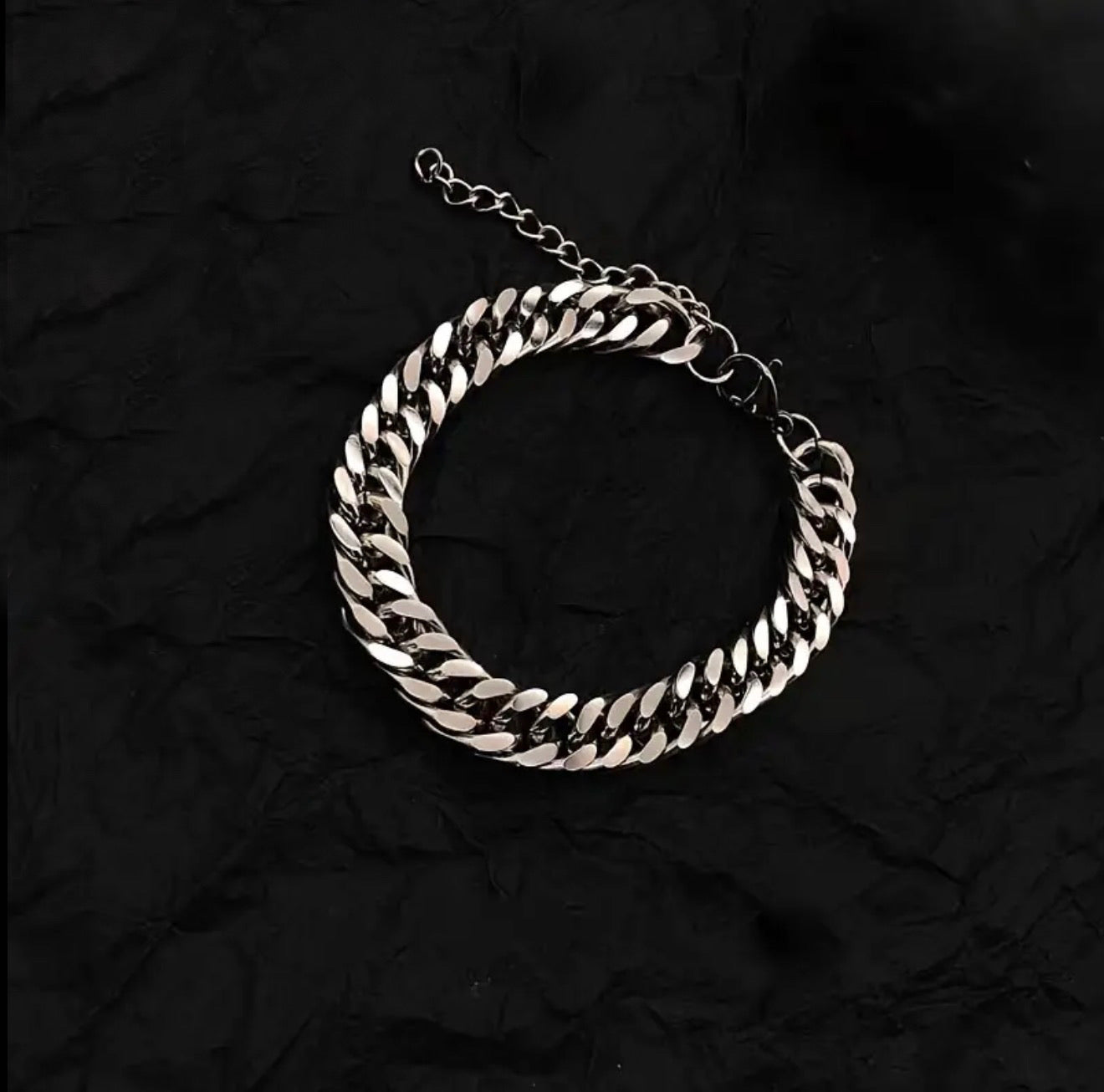 BOLD BRACELET