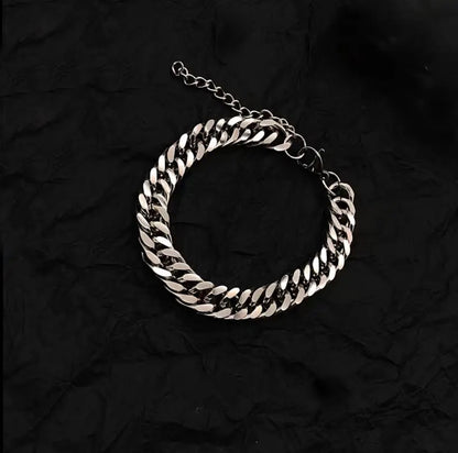 BOLD BRACELET